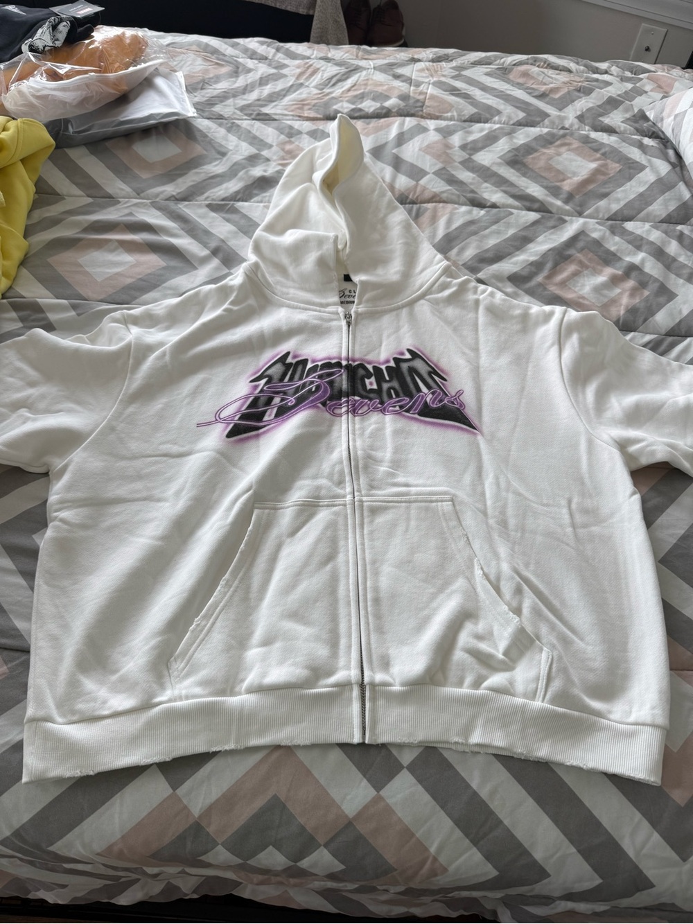 Triple 7 (Sevens Club) Looney Tunes Zip Up Hoodie Size M